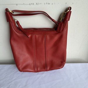 GUC VTG Coach Red Soho Hobo Leather Bag Style # 6950